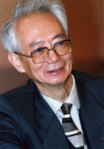 沈鹏个人照.jpg