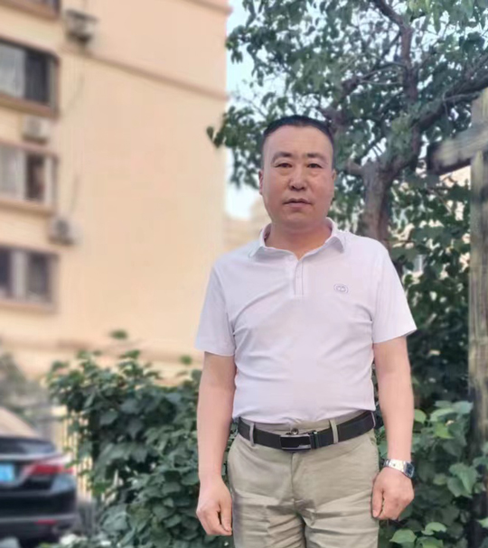 张春利个人照片.jpg