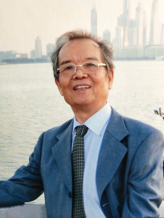 徐震时个人照.jpg