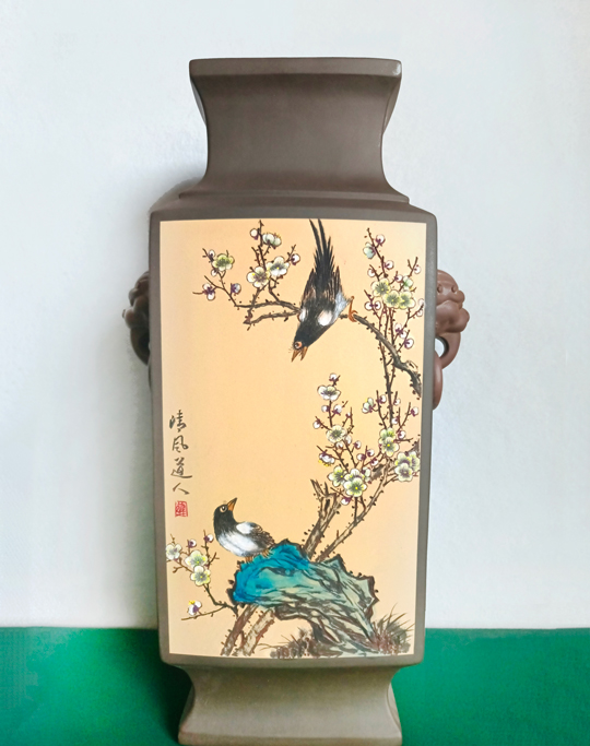 罗荣贤作品4《喜鹊登梅》.jpg