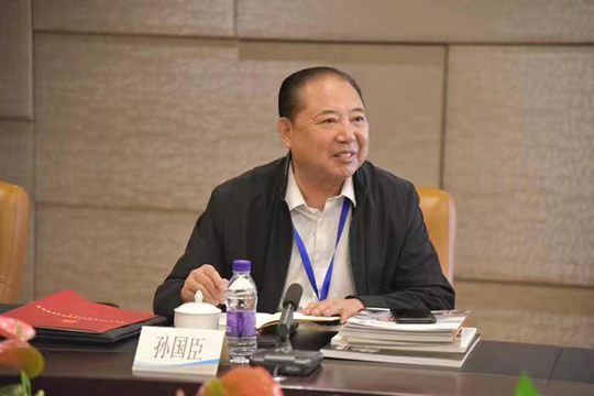 孙国臣个人照片.jpg