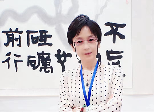 赵珂个人照片.jpg