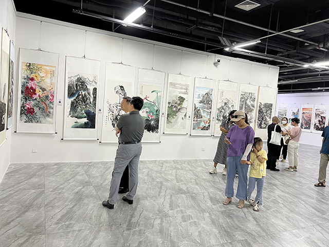 展览现场 (2).jpg