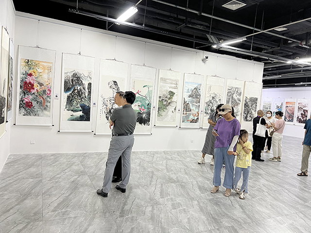 展览现场 (2).jpg