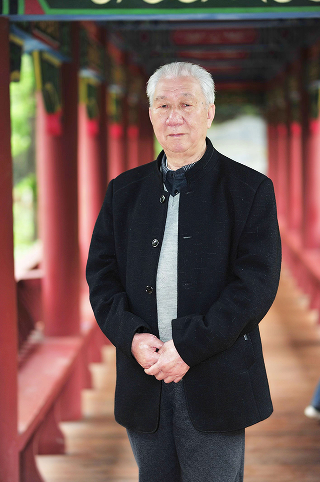 中国艺术工作者协会副会长唐世恭-.jpg