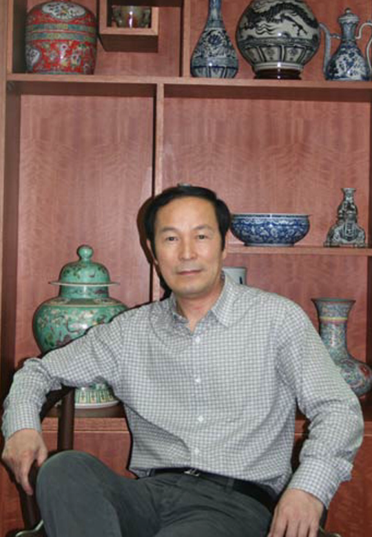 汪铭录个人照.png