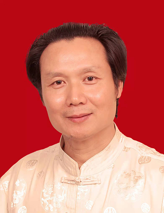 邱义县个人照片.jpg