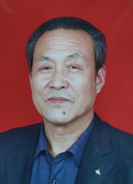 杨新平个人照.jpg