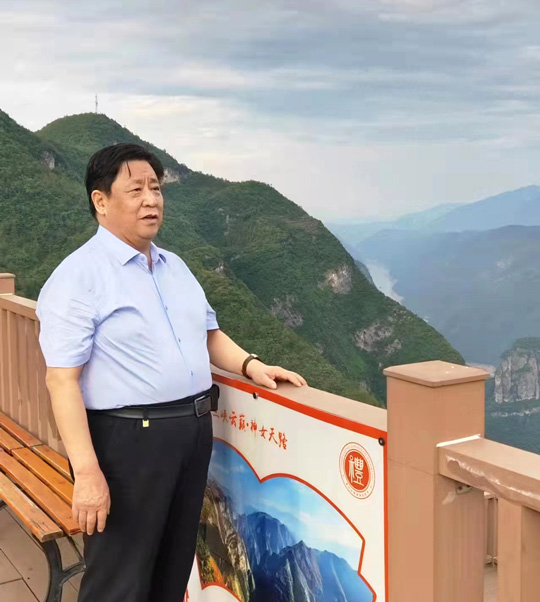 褚拴海个人照片.jpg