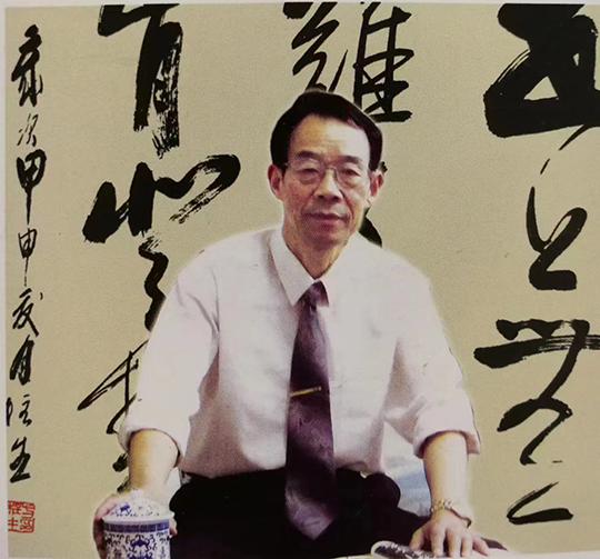 方柱生个人照片.jpg