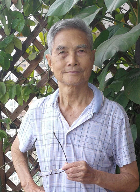 周宏镐个人照片.jpg