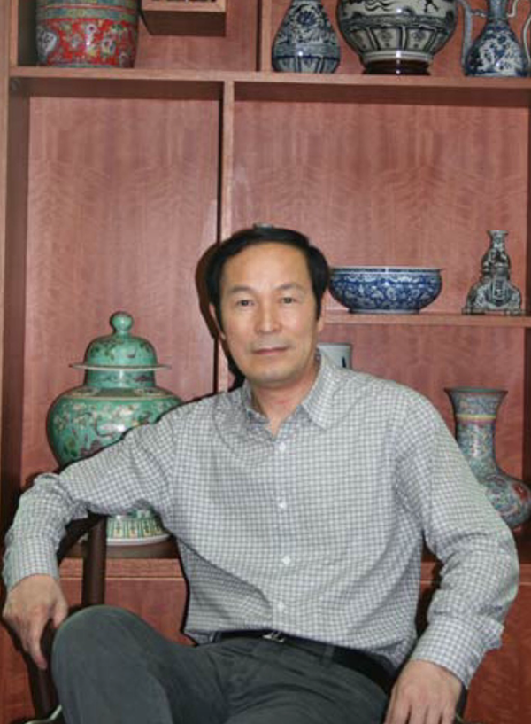 汪铭录个人照片.png