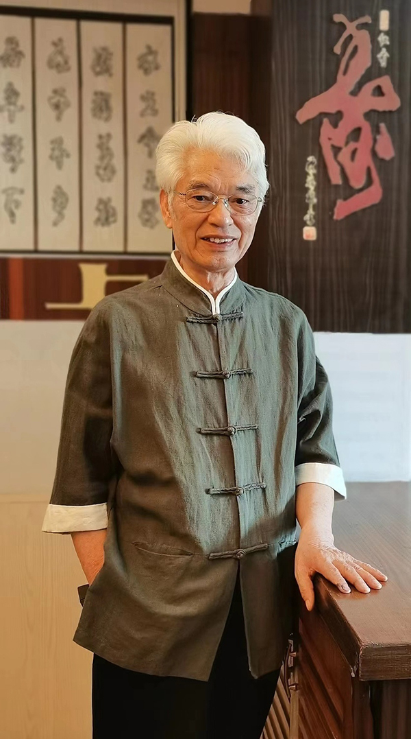 陈福耀.jpg