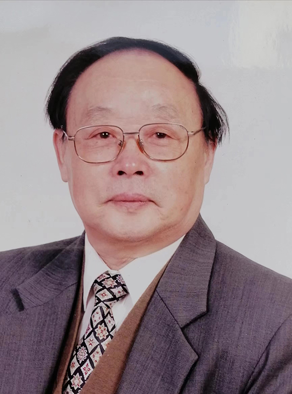 杜春富个人照.jpg