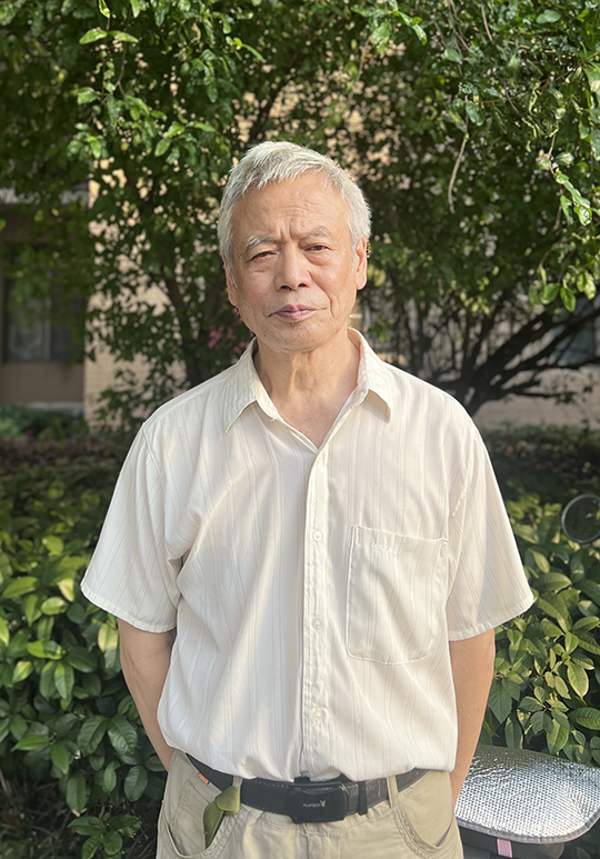 陈米杰个人照片1.jpg