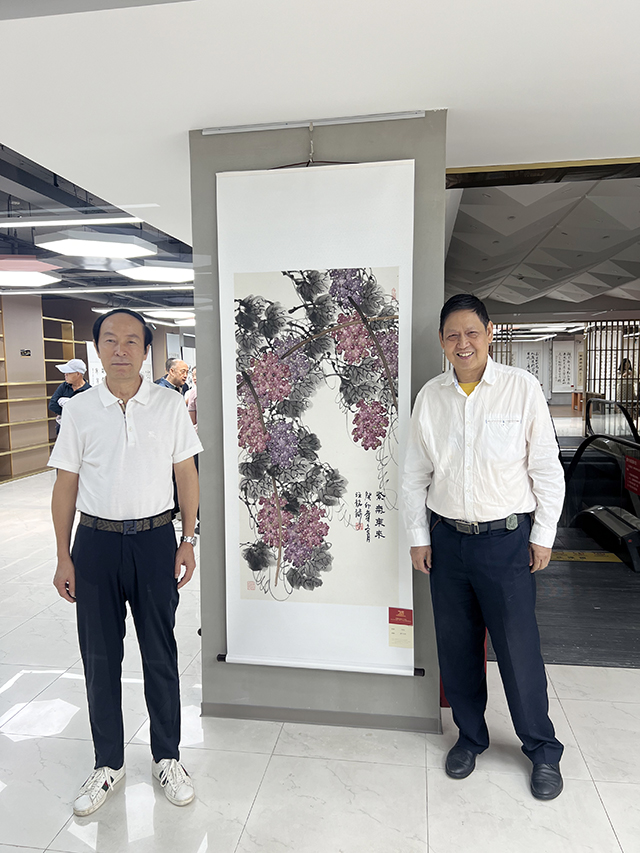 邱春林与汪铭录合影.jpg