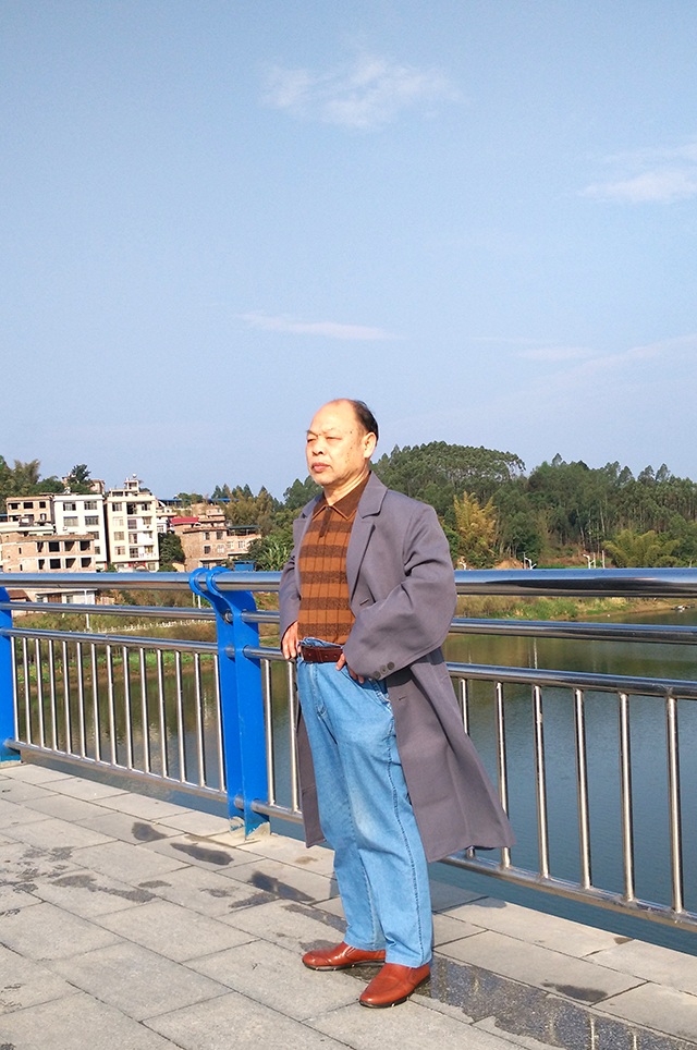玉明轩个人照.jpg