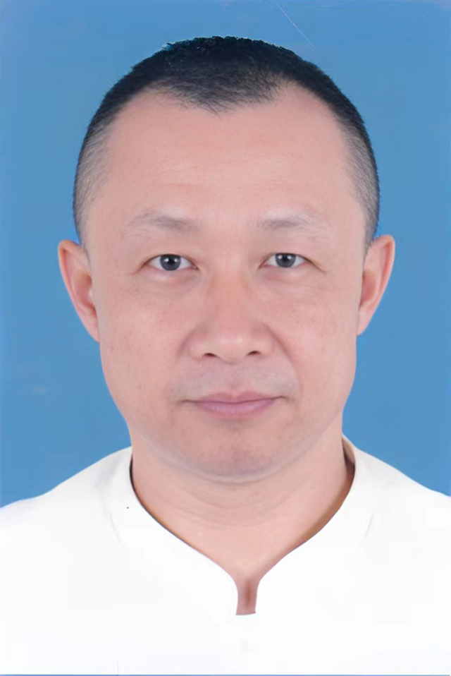 梁华平.jpg