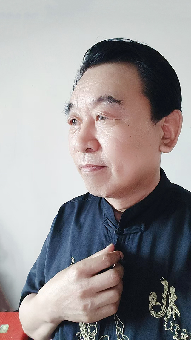 苏顺彬个人照片.jpg