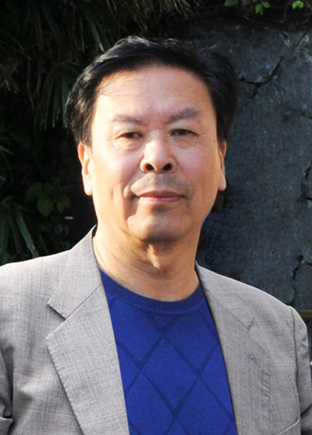 杜文瀚个人照.jpg